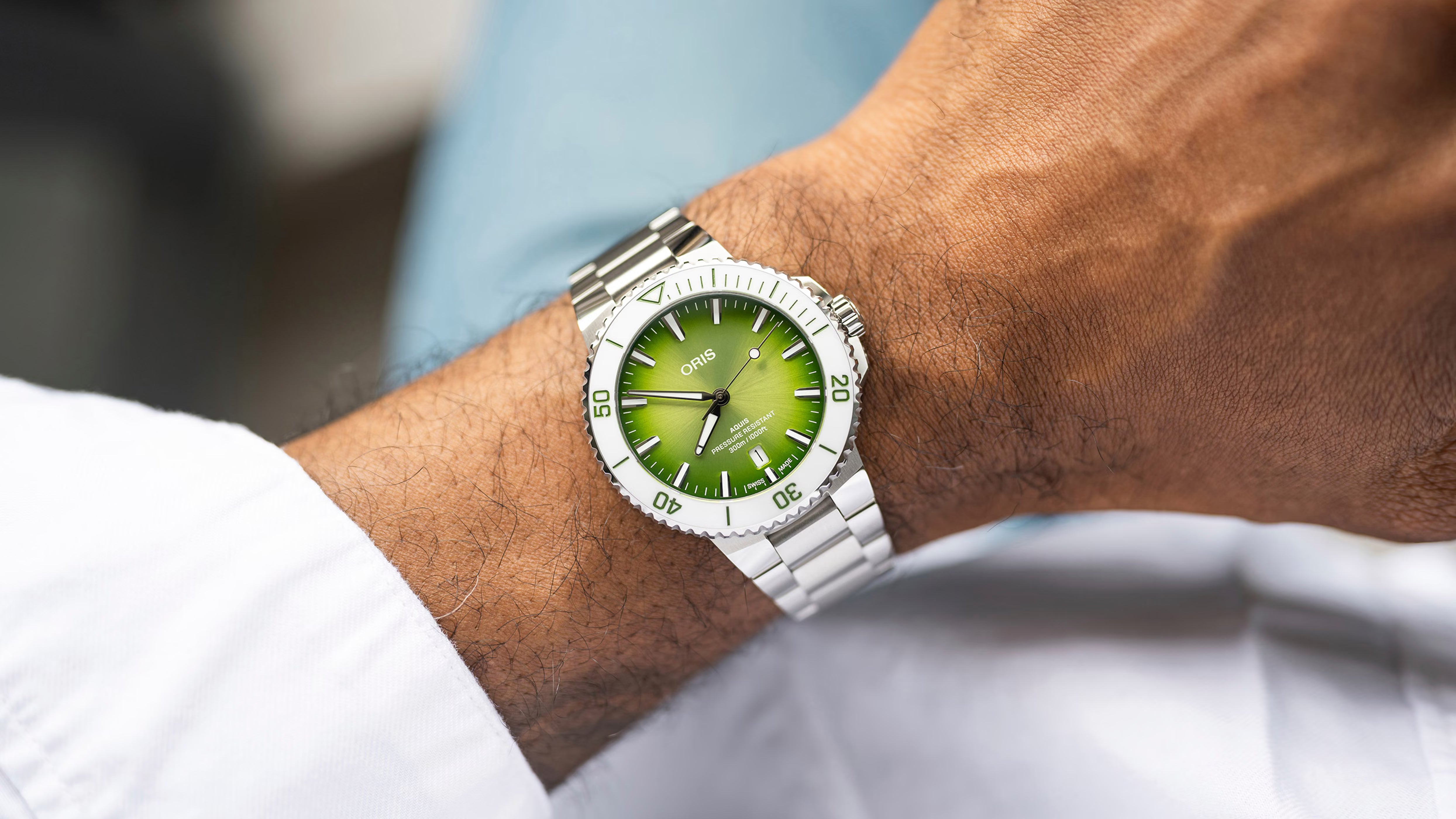 Oris Aquis Date 41.5mm Green Dial Summer Watch