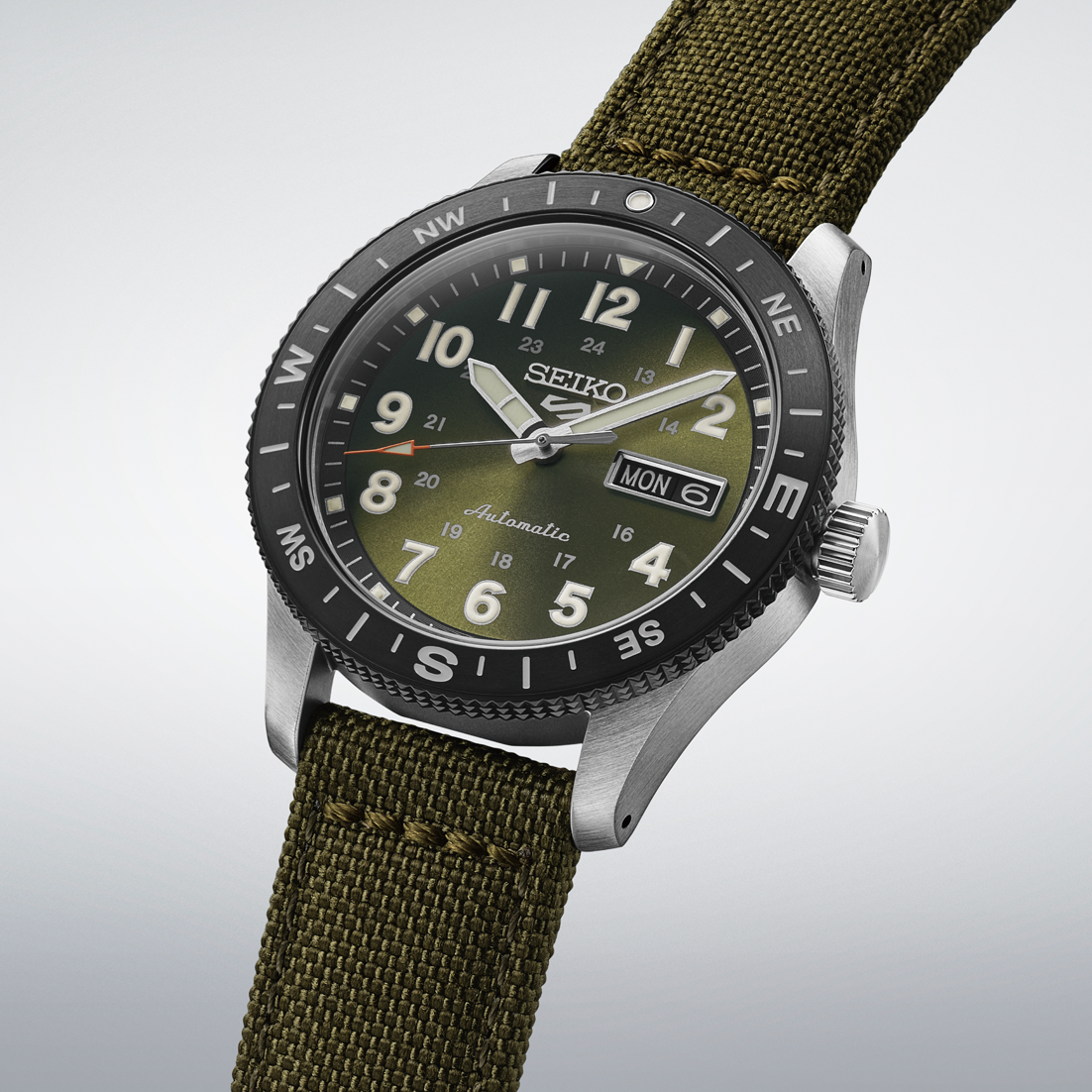 Seiko - HDB008 - 5 Sports Field Series