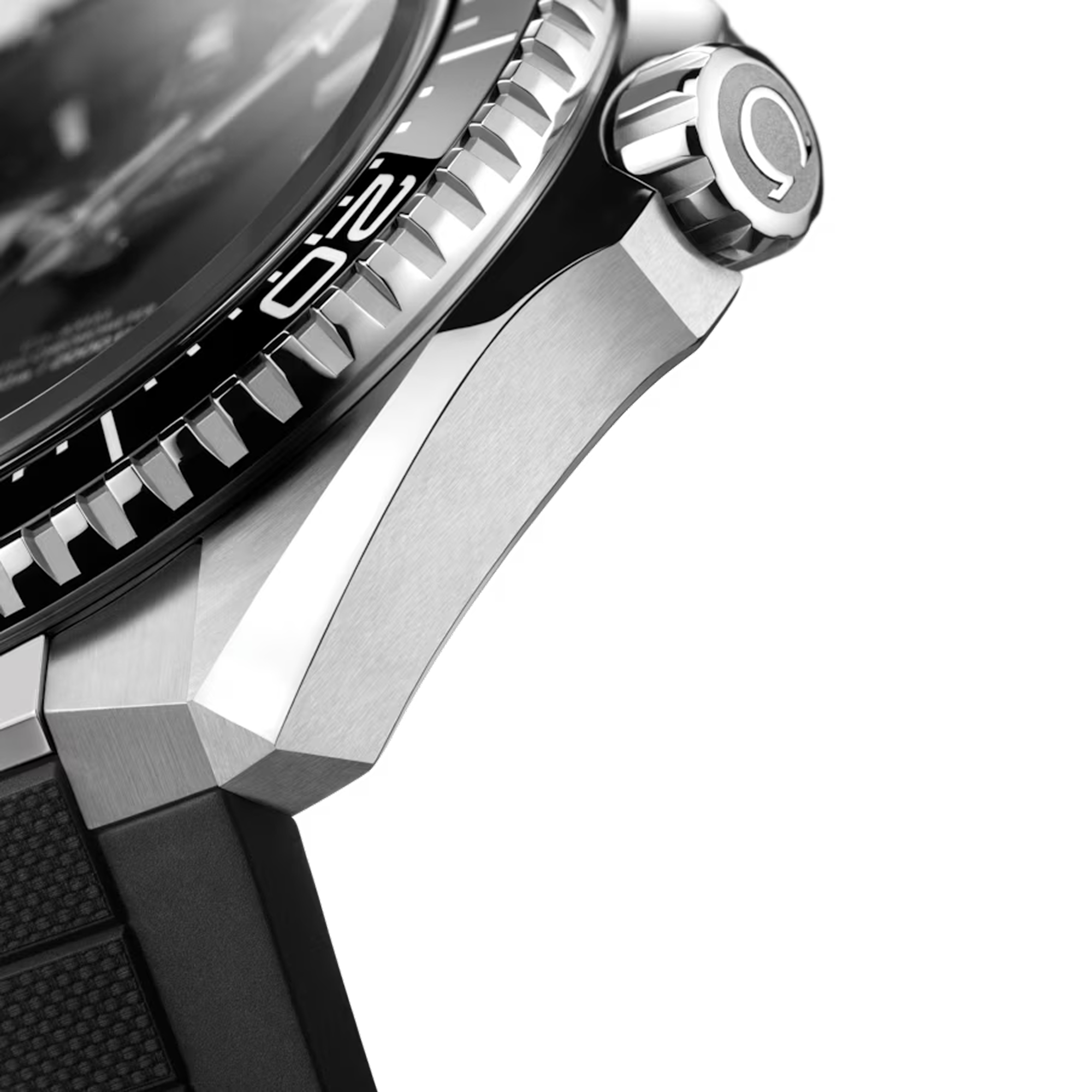 Omega Planet Ocean 600M Co-Axial Master Chronometer Rubber