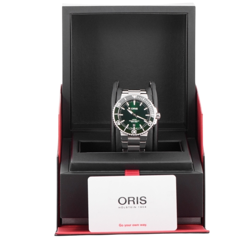 Pre-Owned Oris Aquis Green Dial Bracelet Date